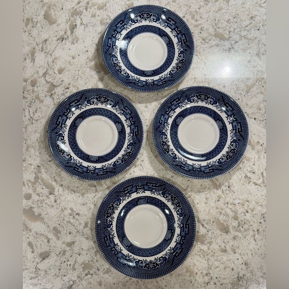 VINTAGE LATE 1900’s~SET OF 4~BLUE WILLOW SAUCERS~CHURCHILL*ENGLAND~PORCELAIN~G23